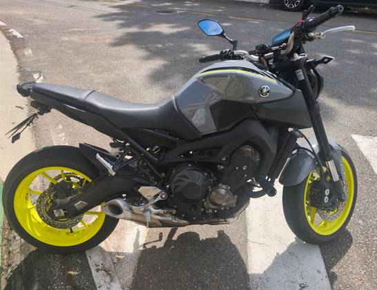 YAMAHA MT-09 YAMAHA MT-09